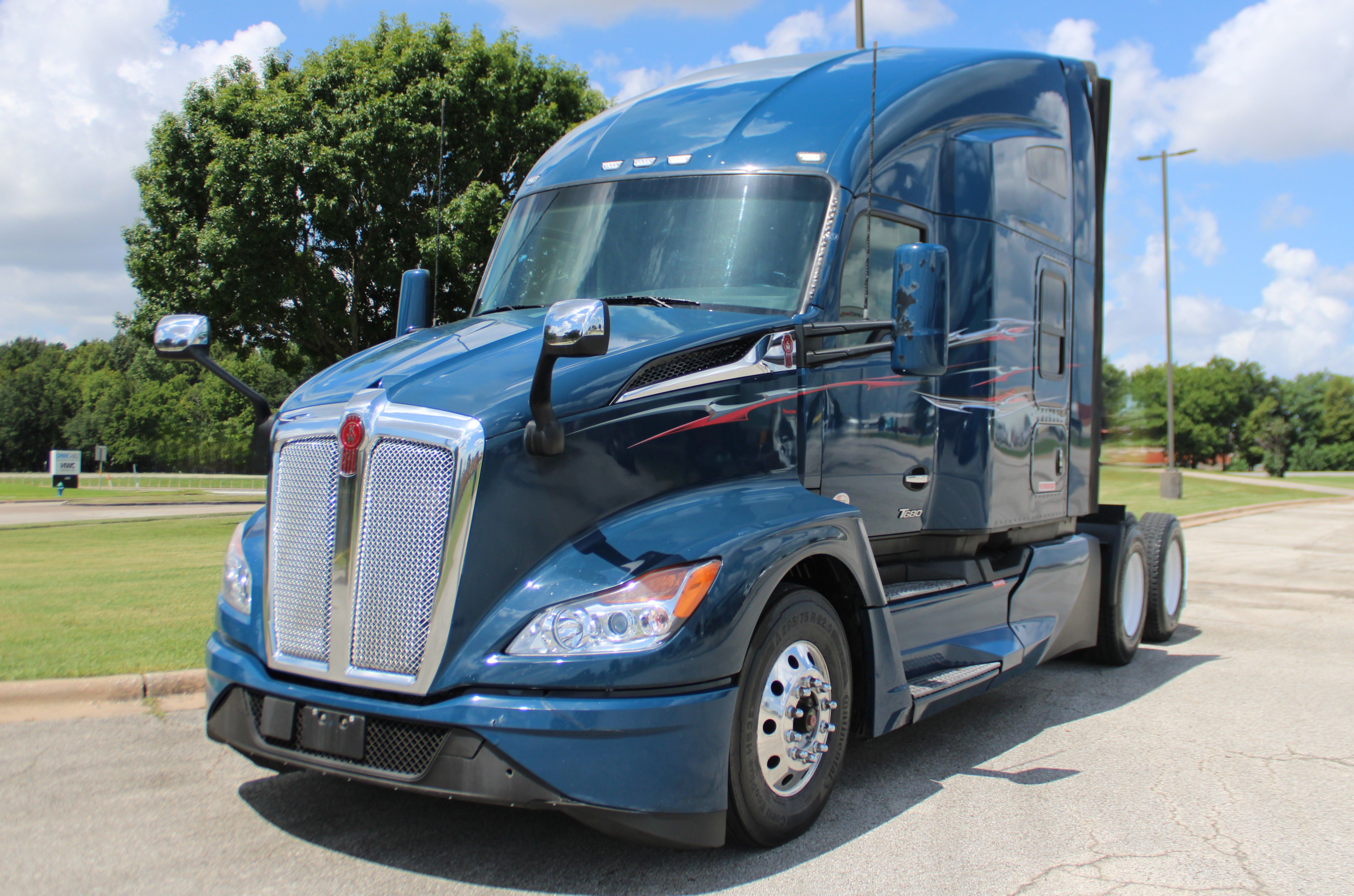 KENWORTH T680