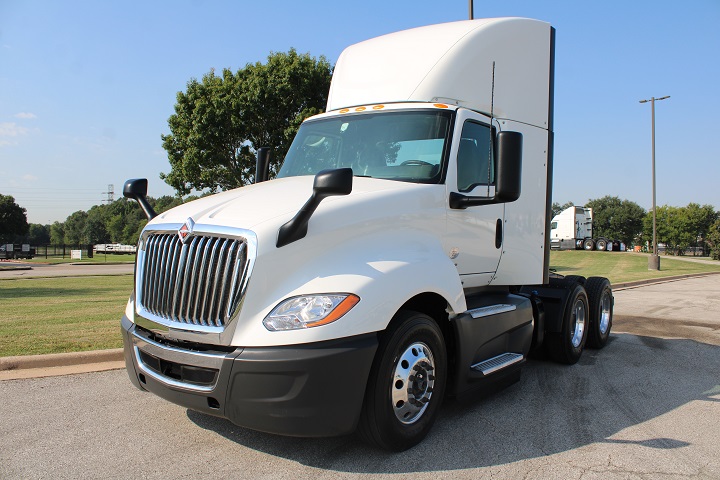INTERNATIONAL LT625