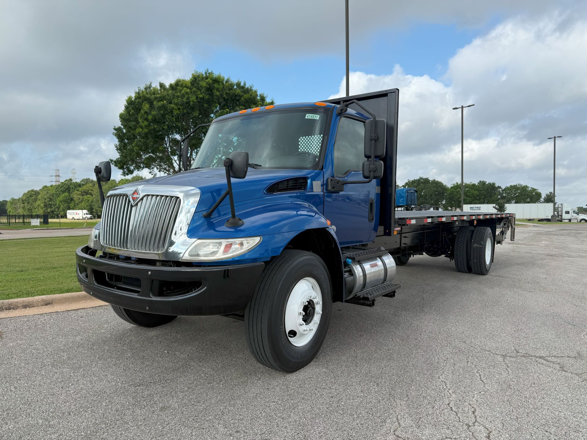 INTERNATIONAL MV607